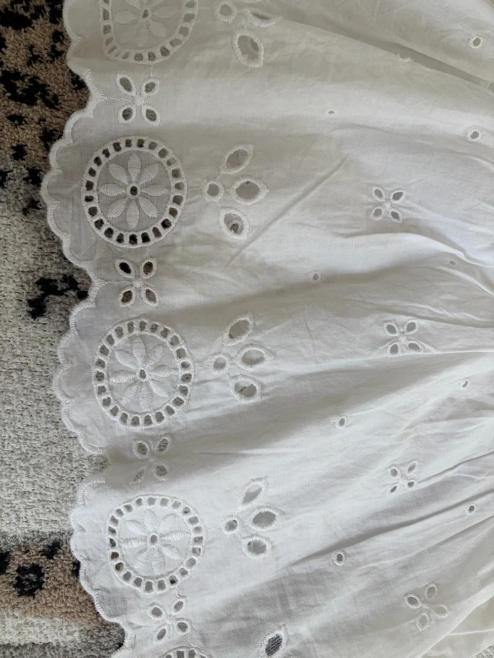 NWT Old Navy Eyelet Coquette Milkmaid Top - Picture 5 of 6